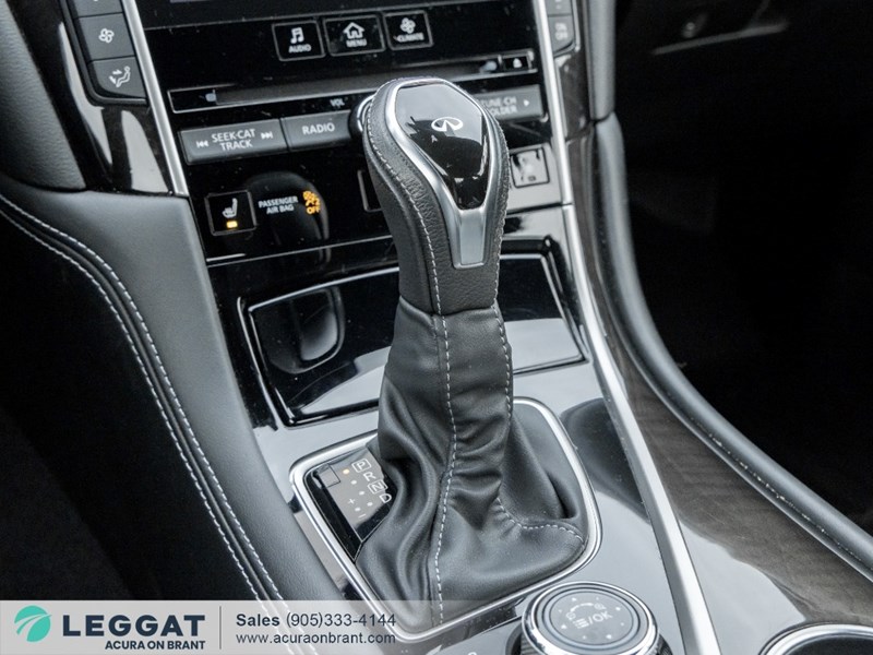 2017 INFINITI Q60 2dr Cpe 3.0t