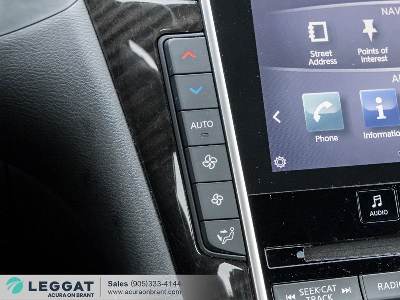 2017 INFINITI Q60 2dr Cpe 3.0t