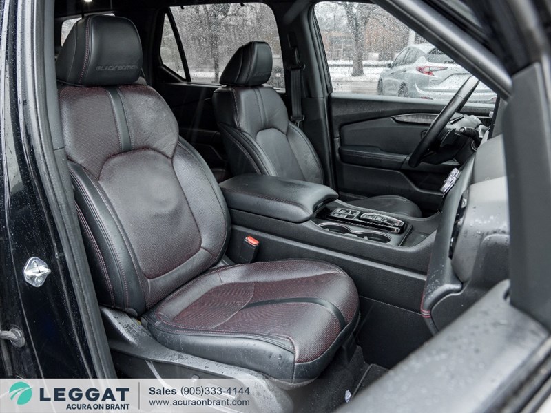 2023 Honda Pilot Black Edition AWD