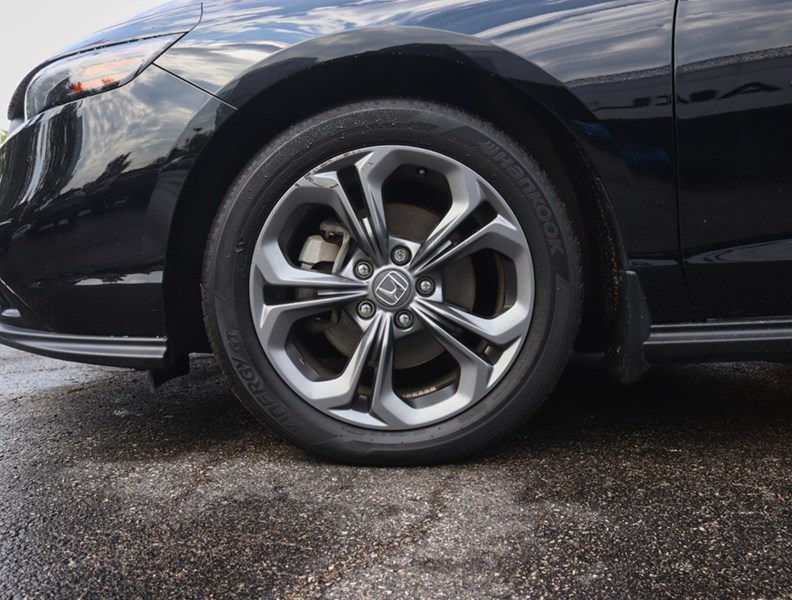 2024 Honda Accord Sedan EX CVT