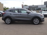 2023 Nissan Qashqai AWD SV CVT