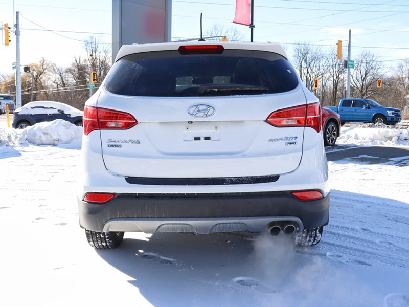 2016 Hyundai Santa Fe Sport AWD 4dr 2.0T Limited
