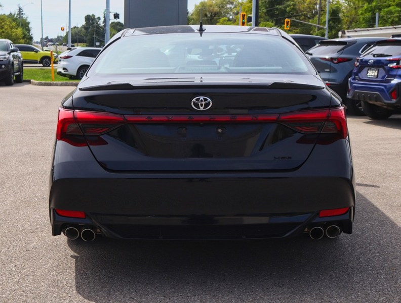 2019 Toyota Avalon XSE Auto