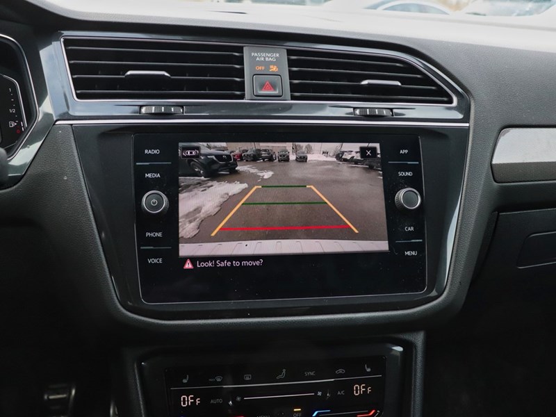 2022 Volkswagen Tiguan Comfortline R-Line Black Edition 4MOTION