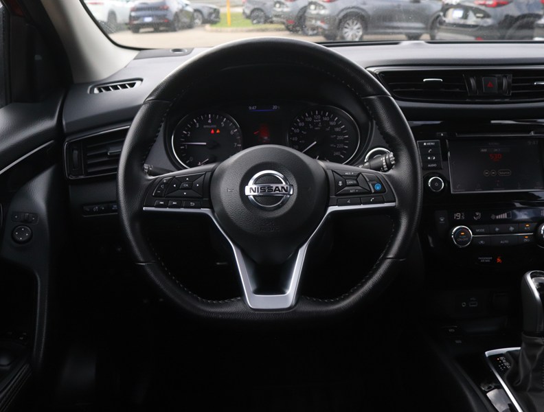 2023 Nissan Qashqai AWD SV CVT