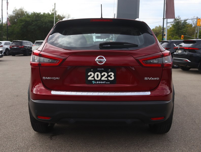 2023 Nissan Qashqai AWD SV CVT