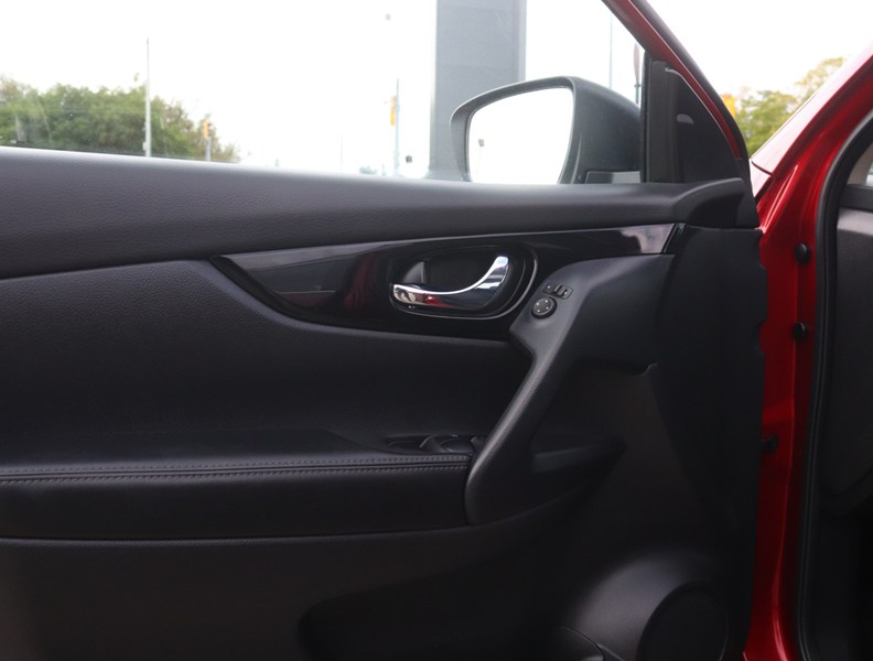 2023 Nissan Qashqai AWD SV CVT
