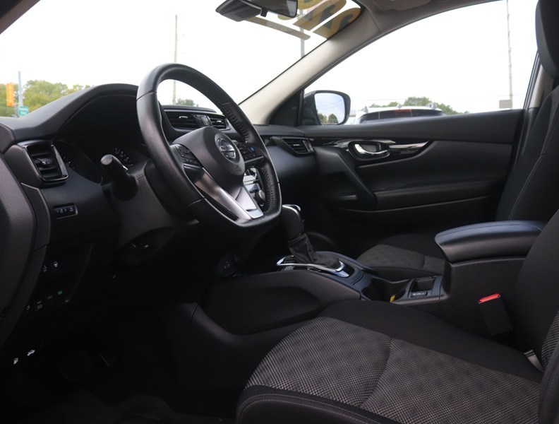 2023 Nissan Qashqai AWD SV CVT