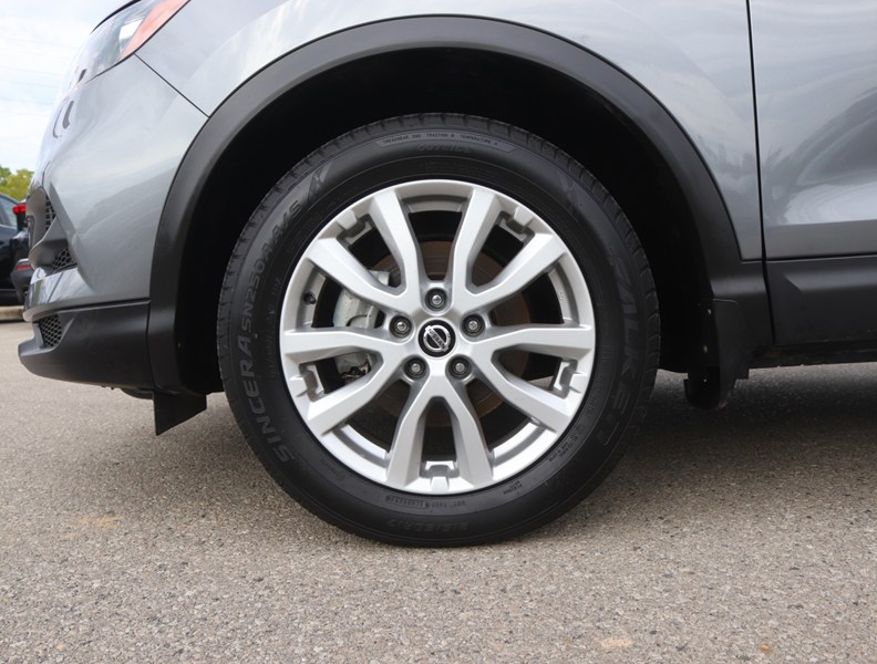 2023 Nissan Qashqai AWD SV CVT