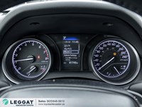 2024 Toyota Camry SE Auto