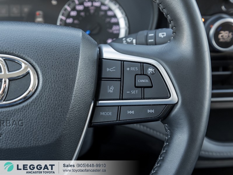 2023 Toyota Highlander Hybrid Hybrid LE AWD