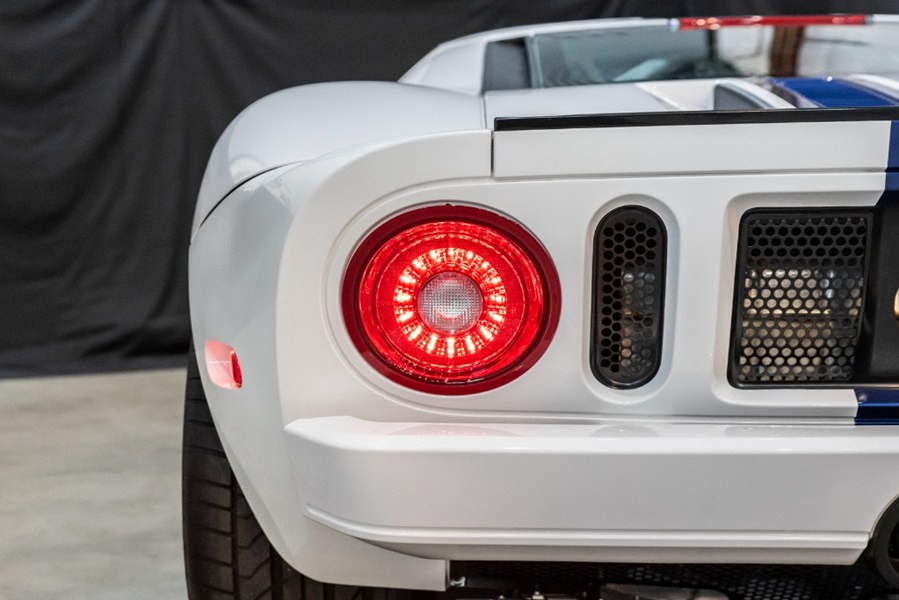 2005 Ford GT 2dr Cpe