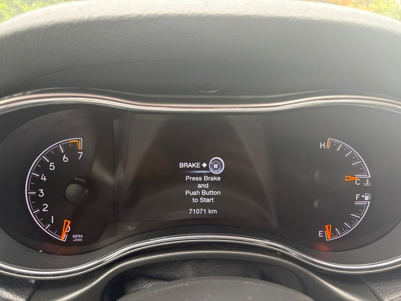 2021 Jeep Grand Cherokee Laredo 4x4