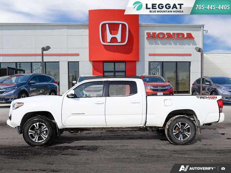 2017 Toyota Tacoma 4WD Double Cab V6 TRD Sport|Accident Free|Safetied