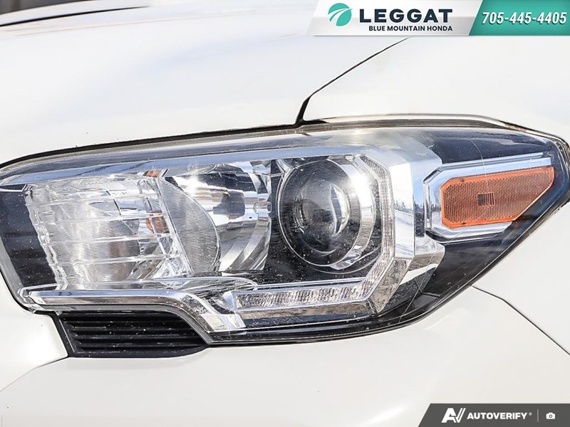 2017 Toyota Tacoma 4WD Double Cab V6 TRD Sport|Accident Free|Safetied