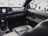 2017 Toyota Tacoma 4WD Double Cab V6 Man TRD Sport