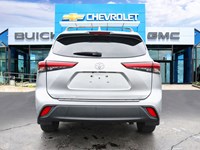 2022 Toyota Highlander XLE AWD