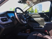 2027 Chevrolet Bolt FWD 4dr LT
