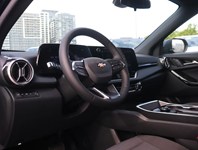 2027 Chevrolet Equinox AWD 4dr LT w/2LT