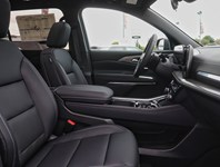 2027 Chevrolet Traverse AWD 4dr LT