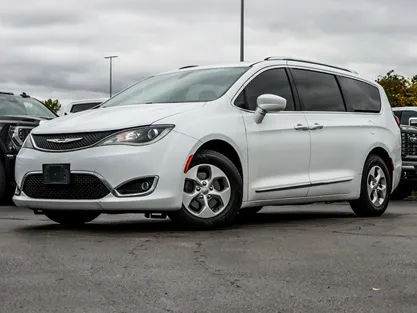 2017 Chrysler Pacifica 4dr Wgn Touring-L Plus