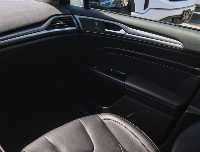 2016 Ford Fusion 4dr Sdn Titanium AWD