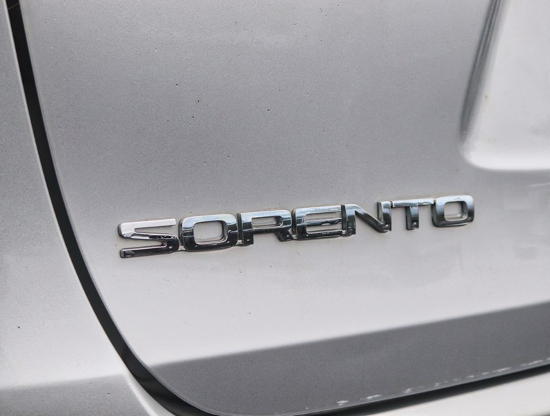 2017 Kia Sorento AWD 4dr EX V6 7-Seater