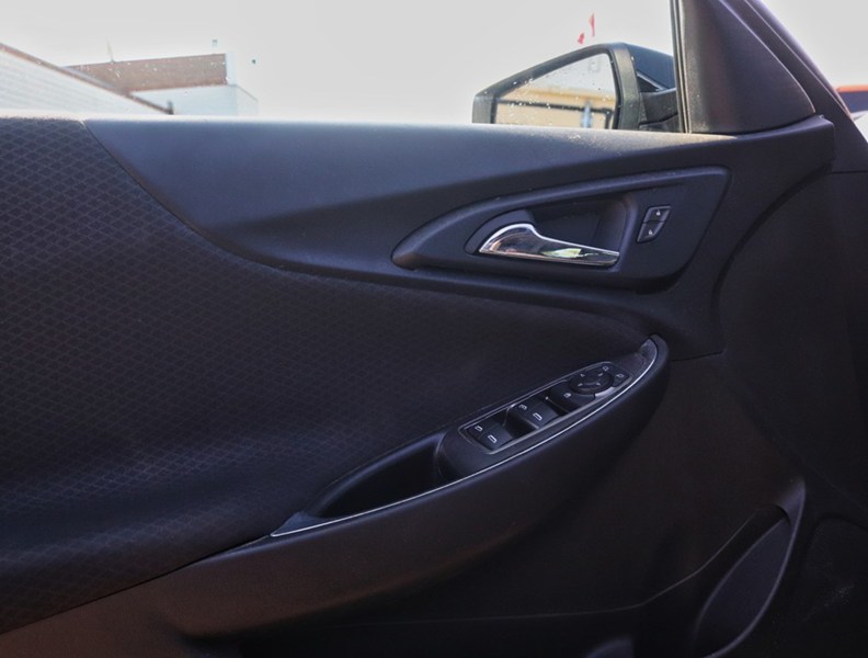2018 Chevrolet Malibu 4dr Sdn LT w/1LT