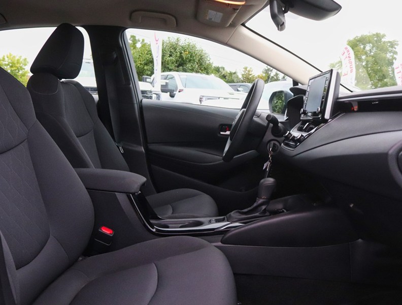 2020 Toyota Corolla LE | 68000KM | NEWBRAKES | GREATONGAS | BACKUPCAM