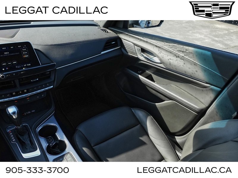 2022 Cadillac CT4 4dr Sdn Premium Luxury