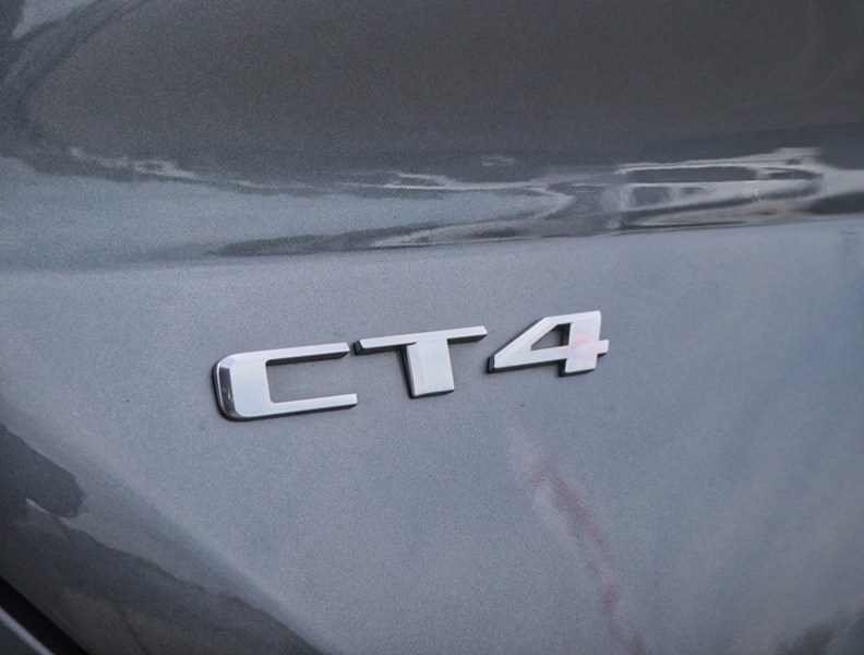 2022 Cadillac CT4 4dr Sdn Premium Luxury