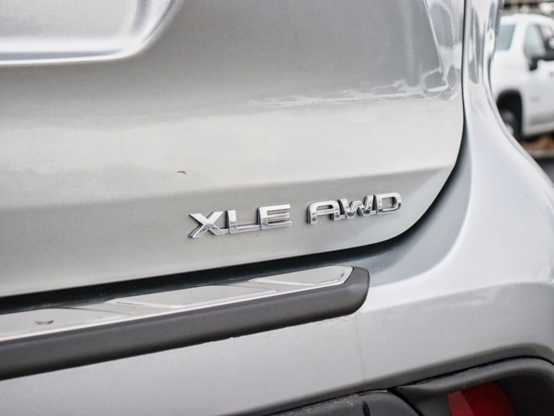 2022 Toyota Highlander XLE AWD