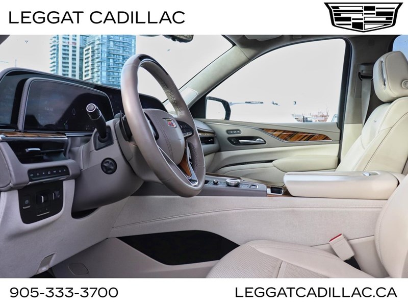 2023 Cadillac Escalade ESV PremiumLuxuryPlatinum | RATESFROM3.99% | NOCLAIMS