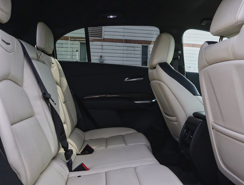 2023 Cadillac XT4 AWD 4dr Sport