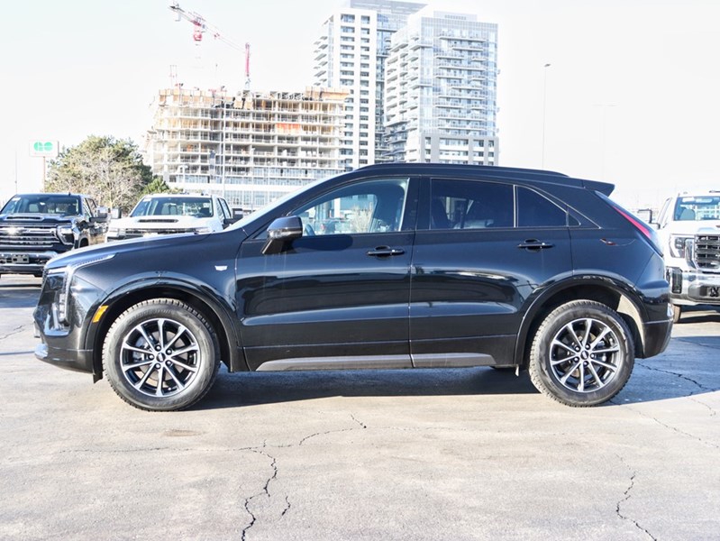 2024 Cadillac XT4 SPORT | AWD | 2SETSOFTIRES | ONLY25000KM | LIKENEW