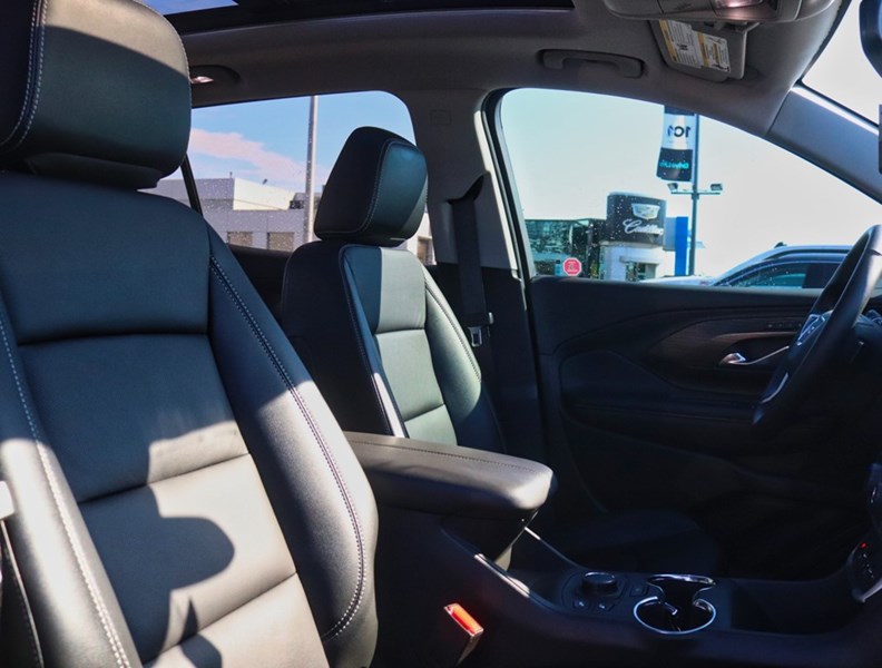 2024 GMC Terrain AWD 4dr SLT