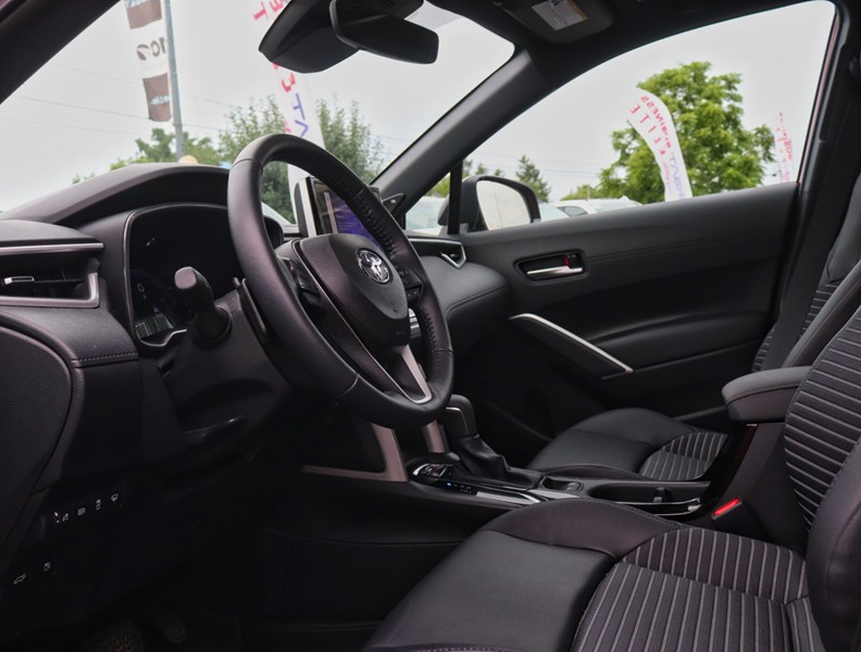 2024 Toyota Corolla Cross Hybrid Hybrid SE AWD