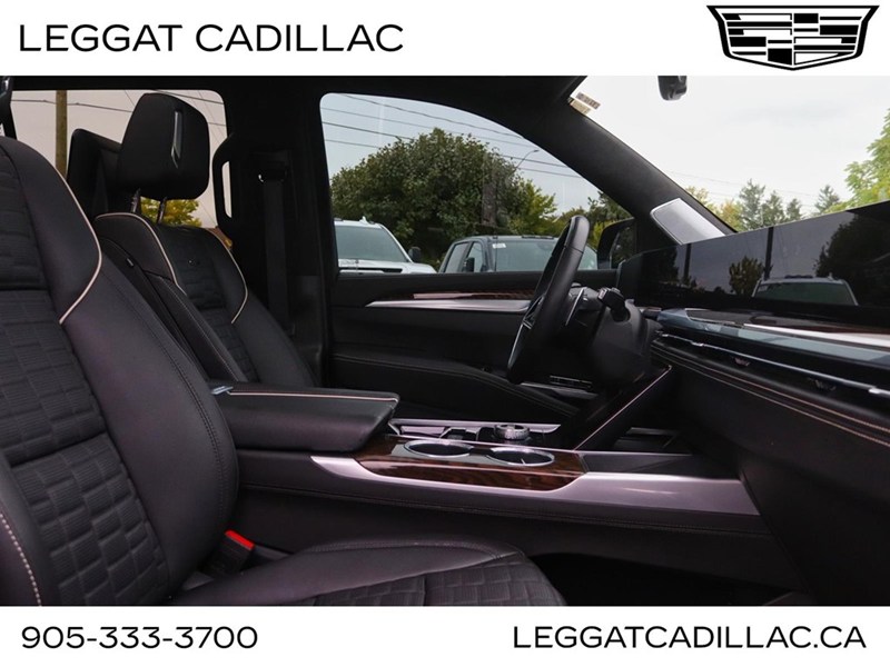 2025 Cadillac Escalade SPORT PLAT | NOLUXURYTAX | OFFLEASE | ONLY50000KMS