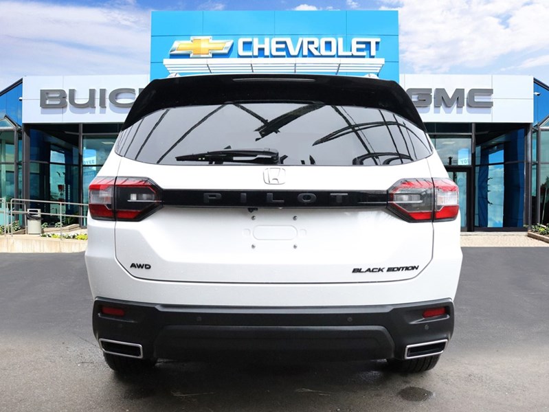 2025 Honda Pilot Black Edition AWD