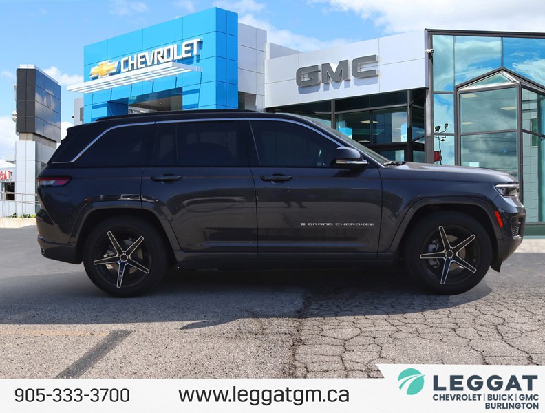 2025 Jeep Grand Cherokee Overland 4x4