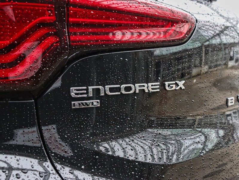 2026 Buick Encore GX AWD 4dr Sport Touring