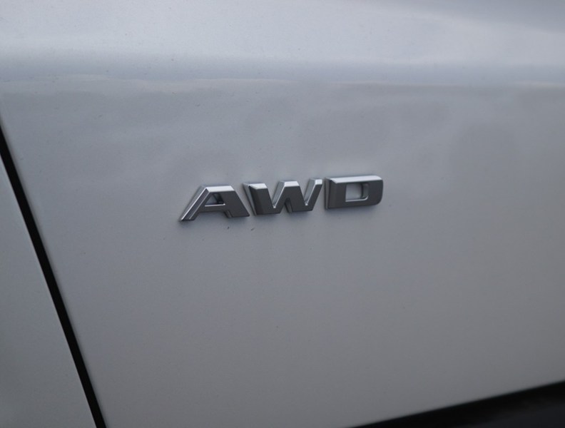 2026 Cadillac XT5 AWD 4dr Sport