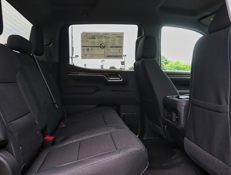 2026 Chevrolet Silverado 1500 4WD Crew Cab 147