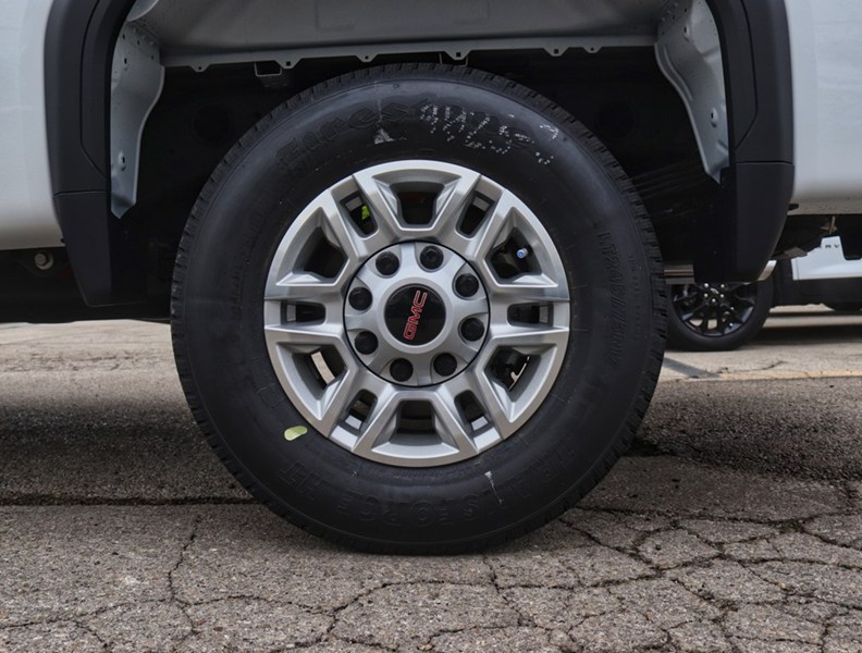 2026 GMC Sierra 2500HD 4WD Reg Cab 142
