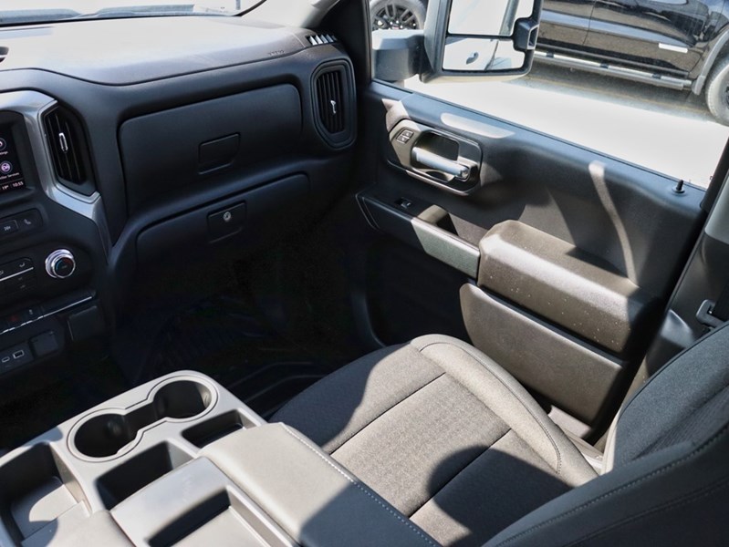 2026 GMC Sierra 3500HD 4WD Crew Cab 159