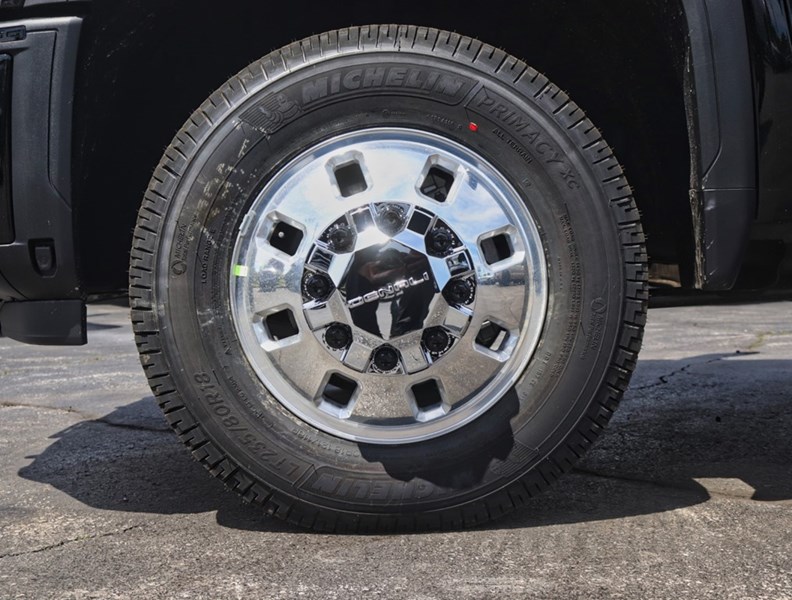 2026 GMC Sierra 3500HD 4WD Crew Cab 172