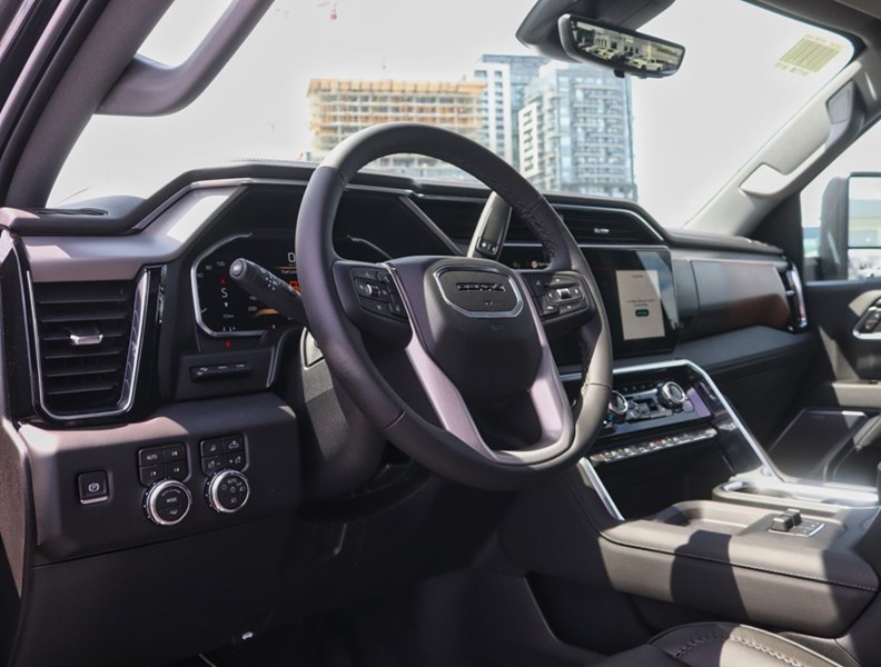 2026 GMC Sierra 3500HD 4WD Crew Cab 172