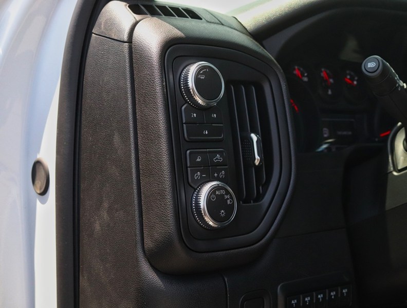 2026 GMC Sierra 3500HD 4WD Crew Cab 159
