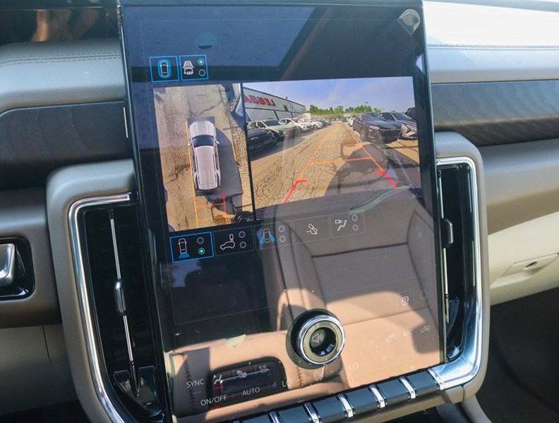 2026 GMC Yukon 4WD 4dr Denali