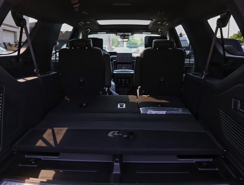 2026 GMC Yukon XL 4WD 4dr AT4 Ultimate